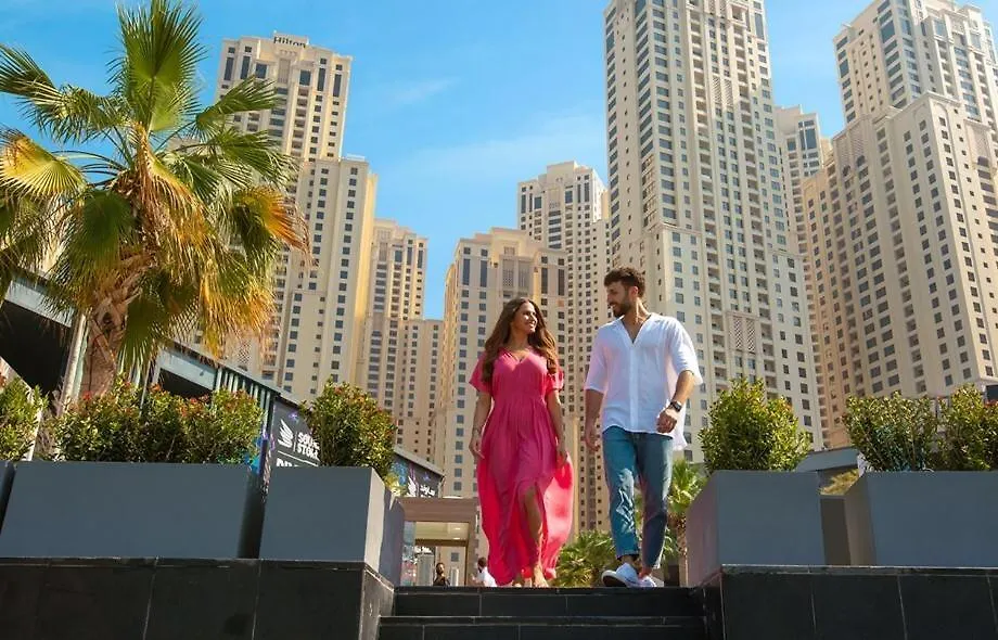 نزل دبيفي The Marina View